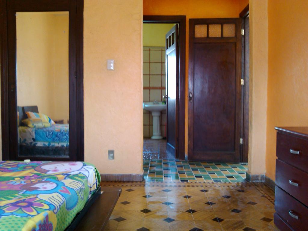 Chill Hostel Mexico City Room photo
